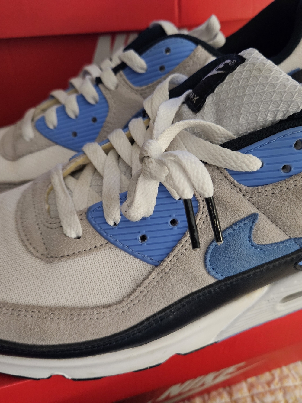 Nike Air Max Men’s Sneakers in Light Blue and Gray